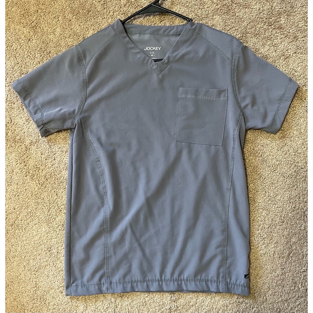 Jockey scrub top